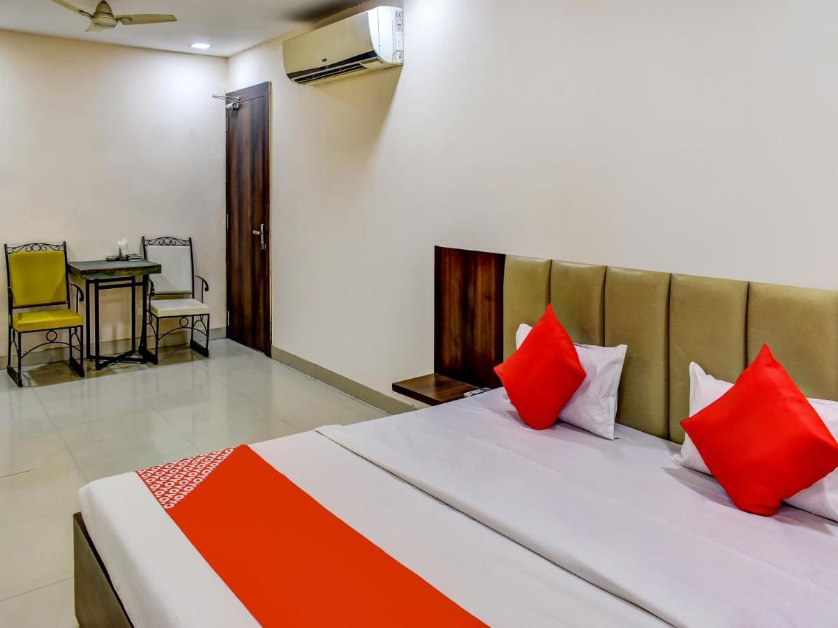 Oyo 78471 Hotel Platinum Bilāspur 외부 사진